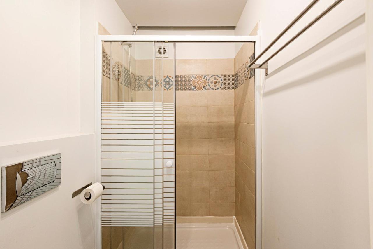 Lovelystay - Cativo Studio Downtown By Metro Station Porto Exterior photo